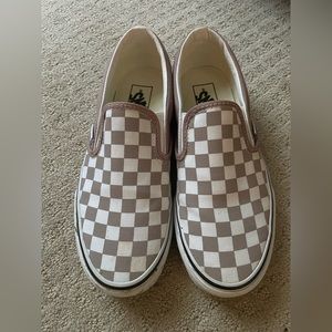 Women’s Vans Slip Ons. Size 8